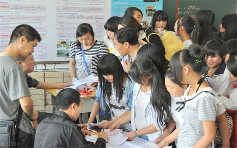 中专学校火爆招生