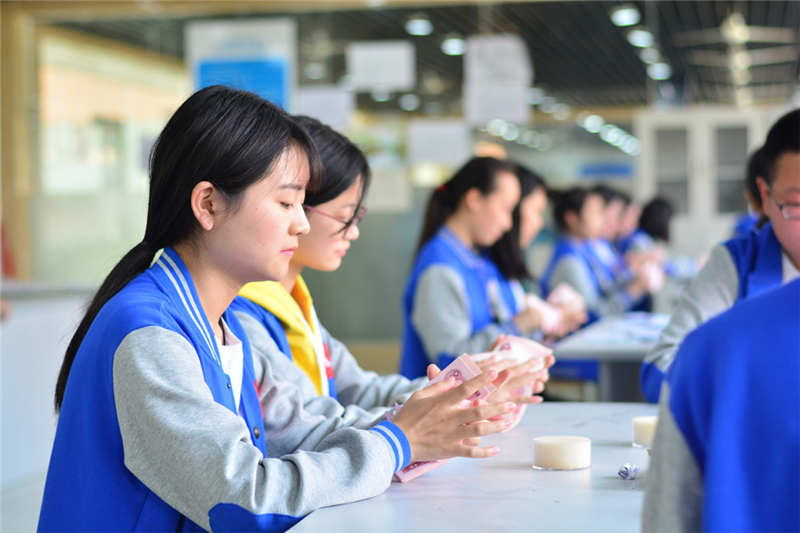 整改中职院校，查清中职学校的办学资格