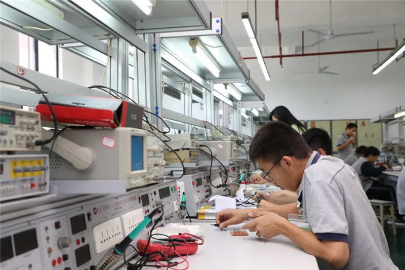 整改中职院校，查清中职学校的办学资格