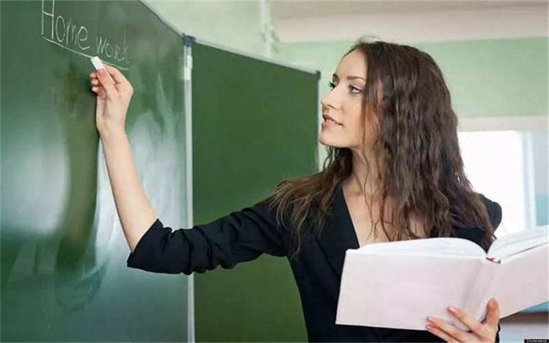 2022年最适合女生选择的十大专业