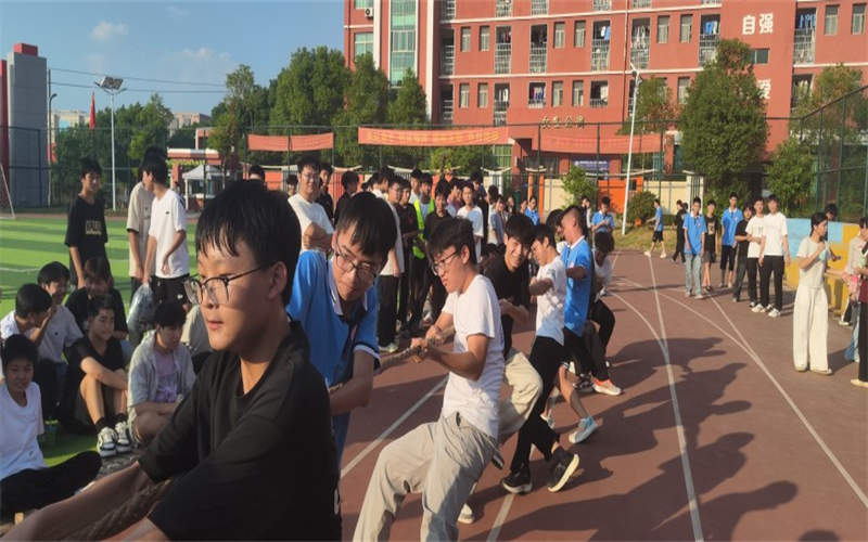 班级的凝聚  胜利的曙光